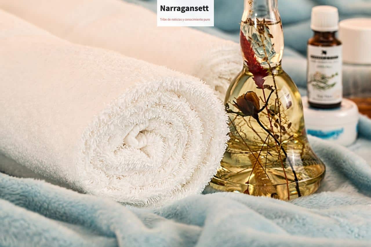 massage therapy, essential oils, skincare