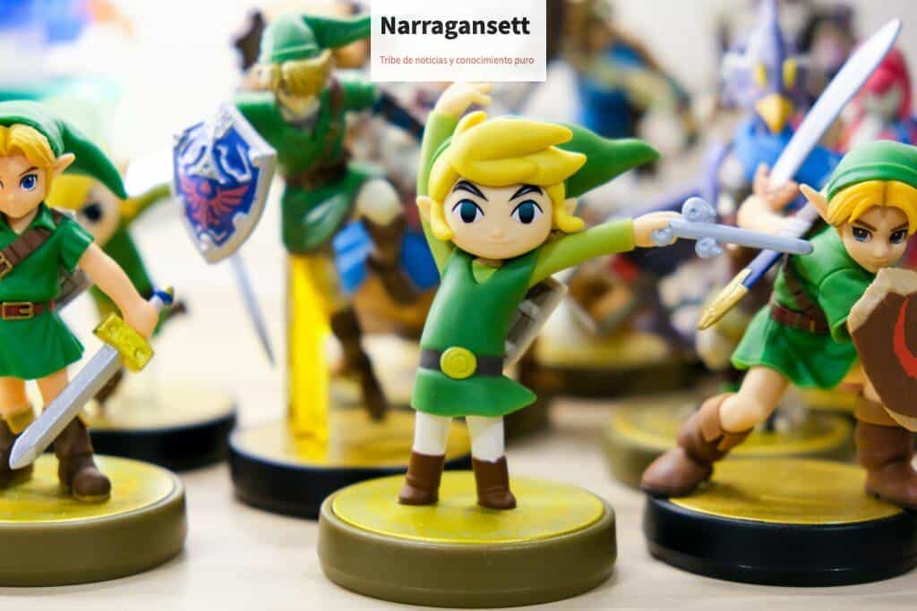 selective focus photography of Link vinyl figures