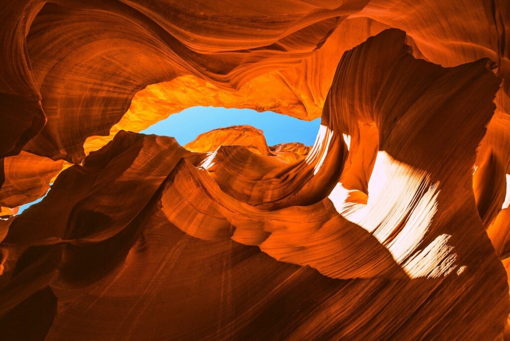 Cañón de arenisca en tierras navajo, en el suroeste donde viven muchas tribus indias americanas